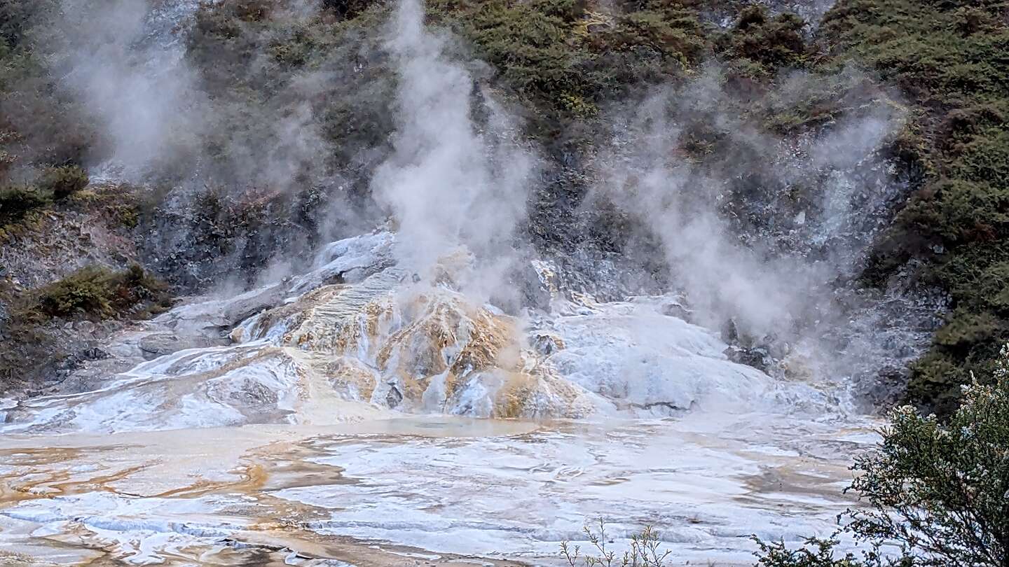 Orakei Korako